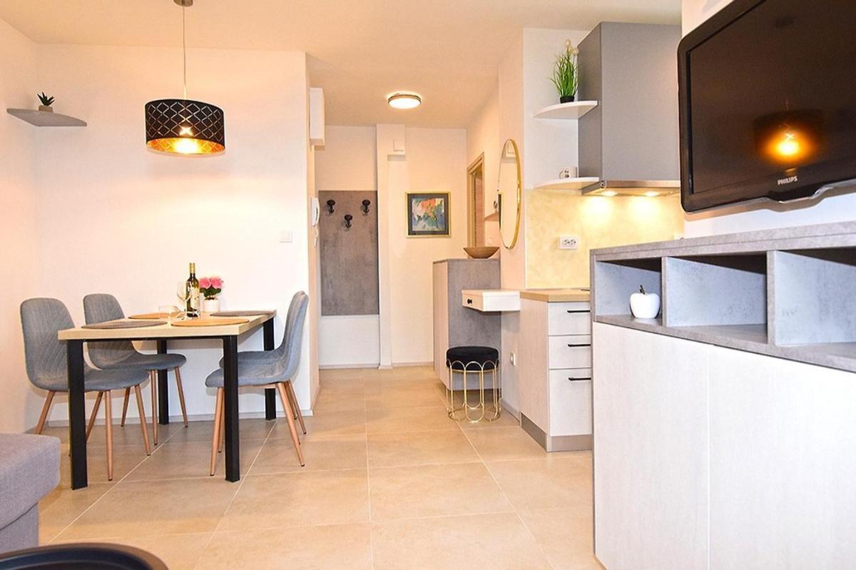 Sole Apartman-near Pula